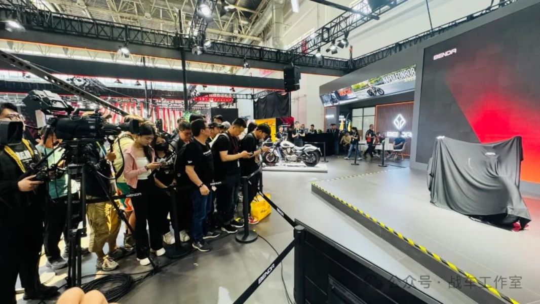 北京摩展：奔达发布燎700PRO版，展示金吉拉550自动档,摩托范